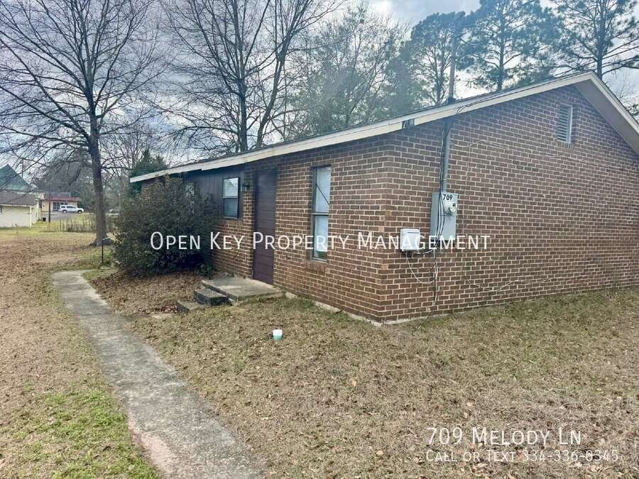 Section 8 approved 2 bedroom, 1 bath rental in Dothan, AL. Appliances & washer and dryer are included! Don't miss out on this rental! property image