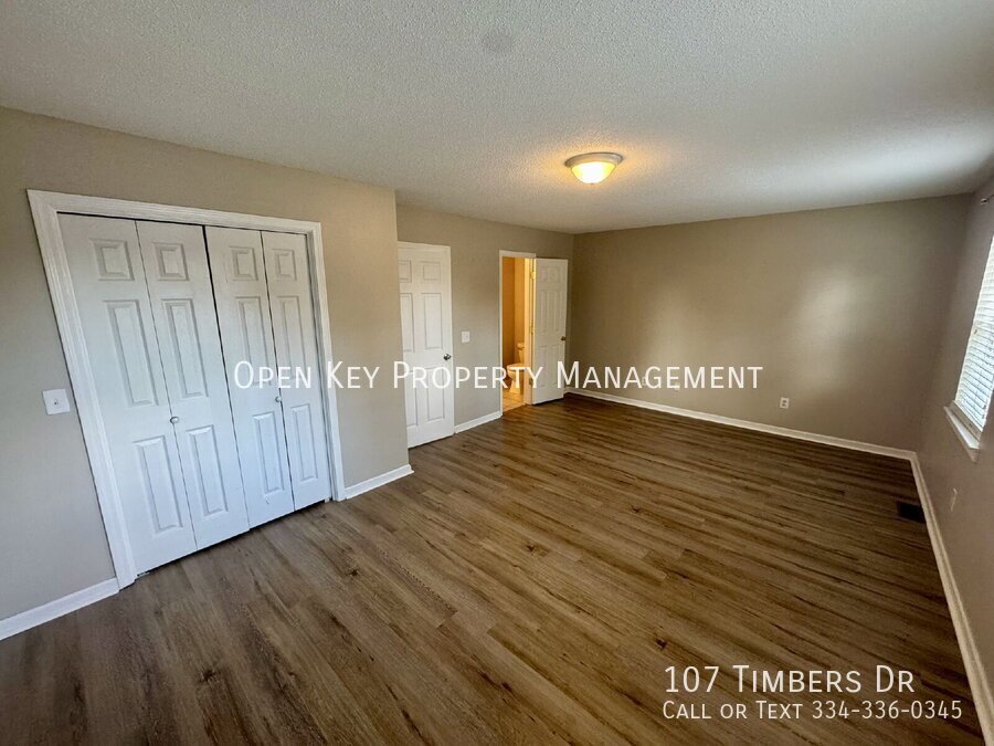 3 bedroom, 3 bath townhouse for rent in Dothan, AL. This home offers unbeatable convenience in a welcoming neighborhood. Move in ready! Check out this listing today property image