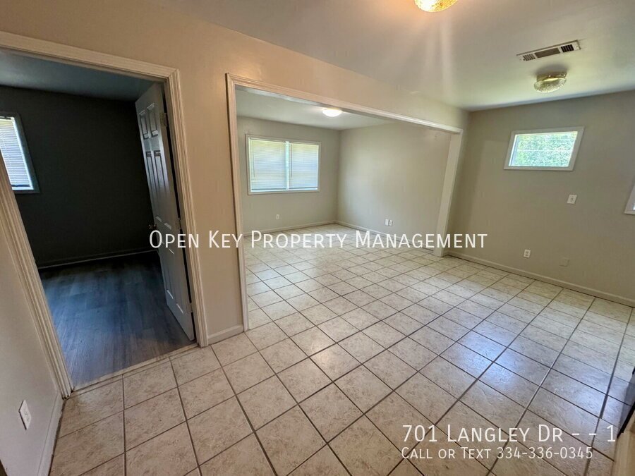 2 BR/1BA, Section 8 approved rental - LVP flooring, appliances included, conveniently located in Dothan, AL. Check out this rental today! property image