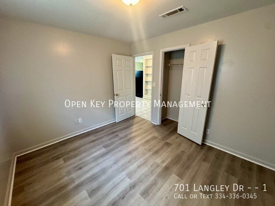 2 BR/1BA, Section 8 approved rental - LVP flooring, appliances included, conveniently located in Dothan, AL. Check out this rental today! property image
