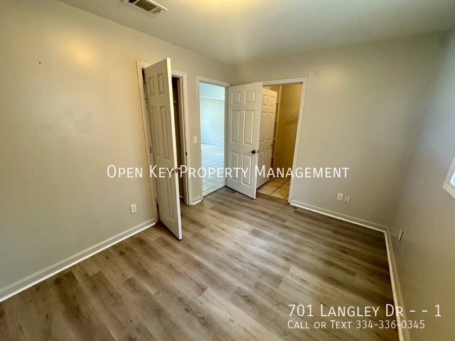 2 BR/1BA, Section 8 approved rental - LVP flooring, appliances included, conveniently located in Dothan, AL. Check out this rental today! property image