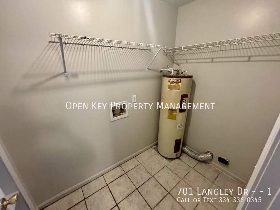 2 BR/1BA, Section 8 approved rental - LVP flooring, appliances included, conveniently located in Dothan, AL. Check out this rental today! property image