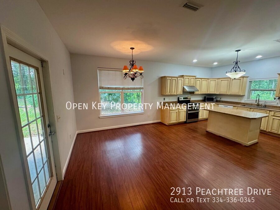 Beautiful and spacious 5 bedroom, 3 bath home for rent in Dothan, AL. Features open living area, beautiful wood floors, large backyard - this home is perfect for entertaining! property image