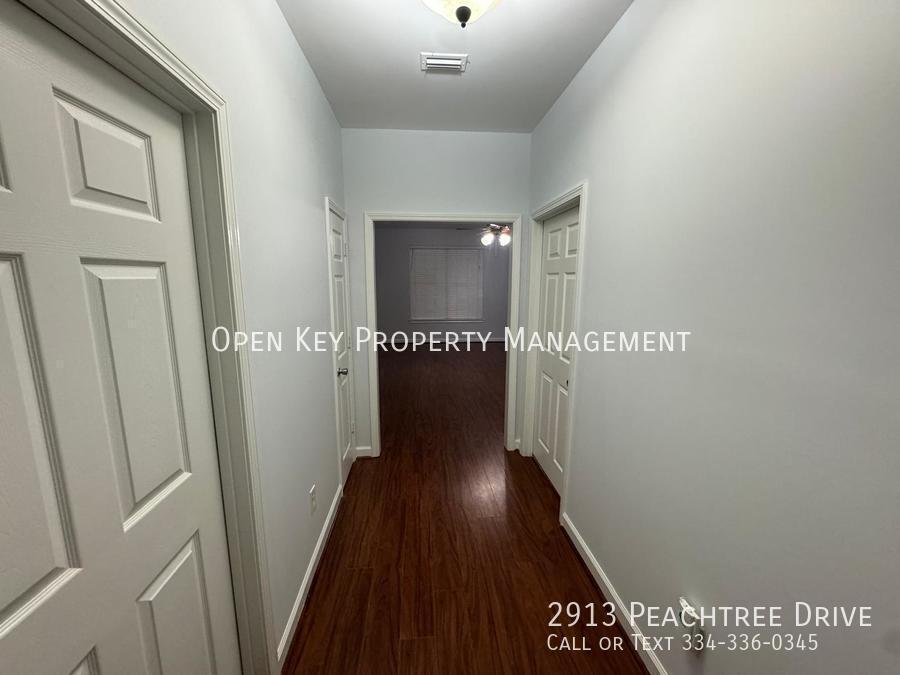 Beautiful and spacious 5 bedroom, 3 bath home for rent in Dothan, AL. Features open living area, beautiful wood floors, large backyard - this home is perfect for entertaining! property image