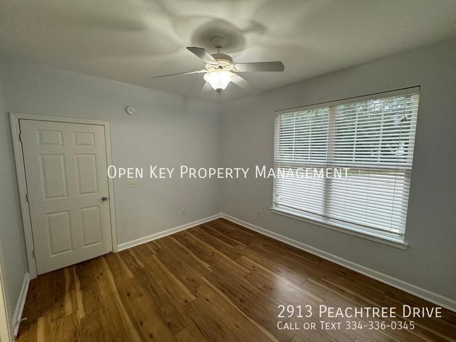 Beautiful and spacious 5 bedroom, 3 bath home for rent in Dothan, AL. Features open living area, beautiful wood floors, large backyard - this home is perfect for entertaining! property image