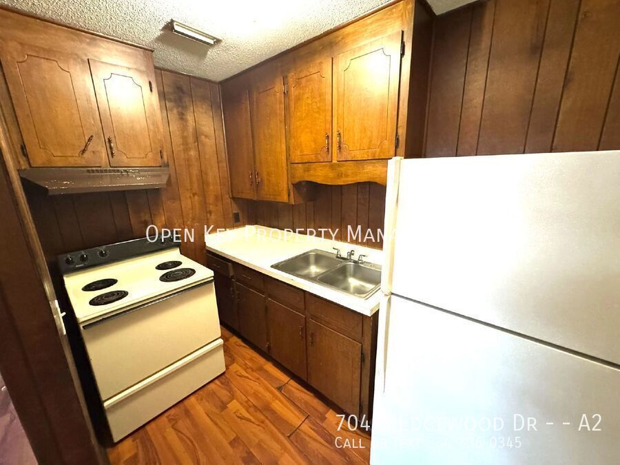 1 bedroom, 1 bath duplex for rent in Dothan, AL - Section 8 approved! Check out this rental today. property image