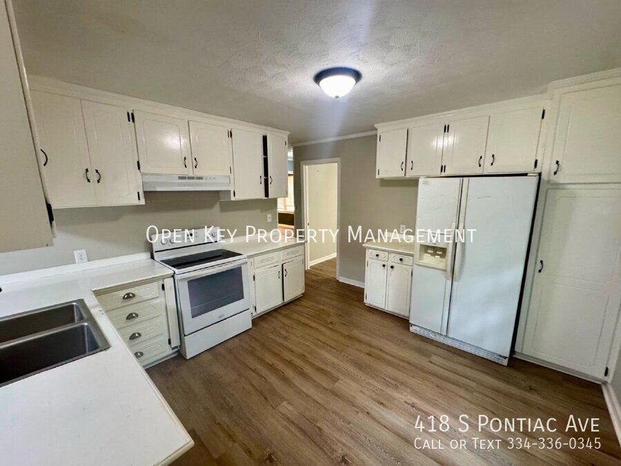 Spacious 4 bedroom, 2 bath home for rent in Dothan, AL. Prime location near Dothan Country Club and minutes from shopping and dining. Section 8 approved. Check out this rental today! property image