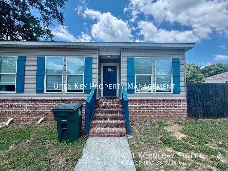 Updated 4 bedroom, 2 bath duplex for rent in Dothan, AL. Open living area - perfect for entertaining. Section 8 approved, appliances included, and pets welcome. Don't miss out on this rental! property image