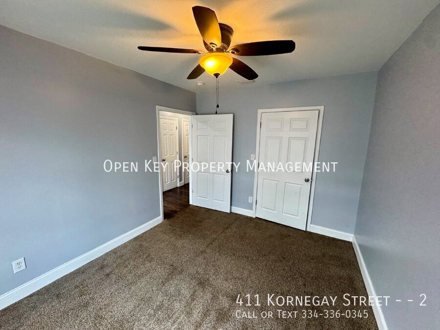 Updated 4 bedroom, 2 bath duplex for rent in Dothan, AL. Open living area - perfect for entertaining. Section 8 approved, appliances included, and pets welcome. Don't miss out on this rental! property image