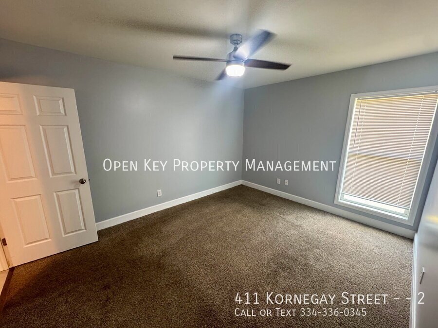 Updated 4 bedroom, 2 bath duplex for rent in Dothan, AL. Open living area - perfect for entertaining. Section 8 approved, appliances included, and pets welcome. Don't miss out on this rental! property image