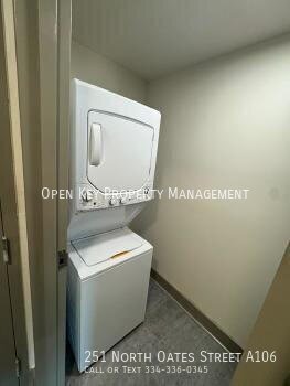 1BR/1BA in Downtown Dothan! Close to restaurants, Civic Center & ACOM. Conveniently located in the heart of Dothan with everything nearby! property image