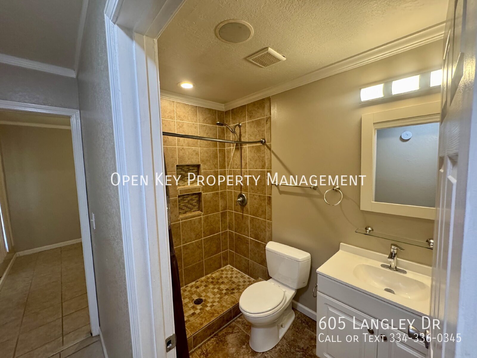 2  bed, 1 bath home for rent in Dothan, AL. Section 8 approved! Appliances, washer, and dryer included. Don't miss out on this rental! property image