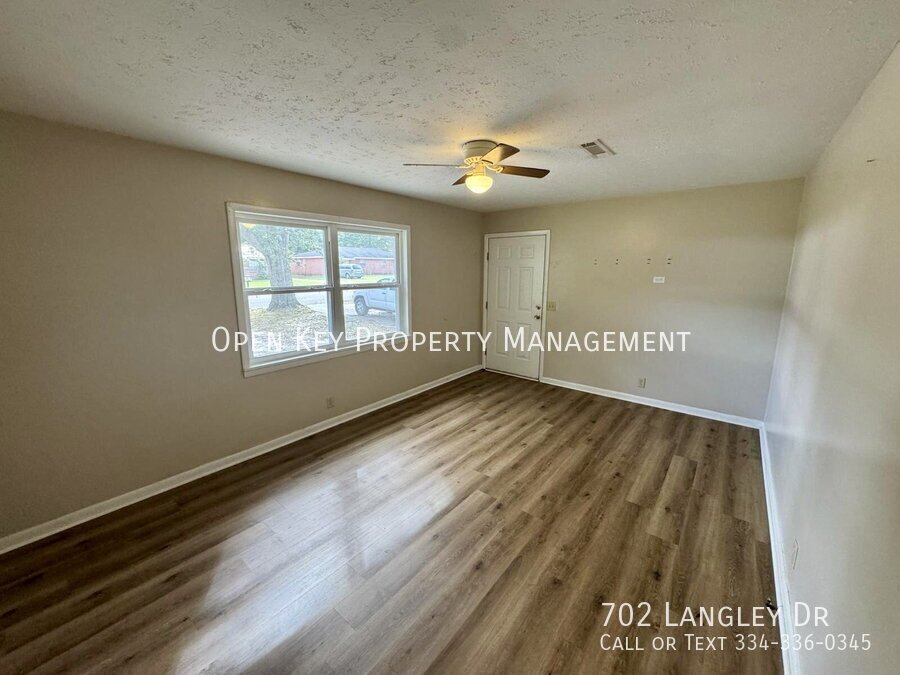 2 bedroom, 1 bath rental in Dothan, AL. Section 8 approved, appliances included and pets welcome! Don't miss out on this rental! property image