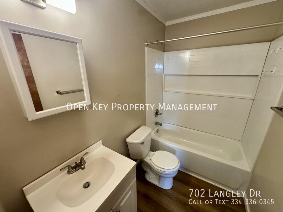 2 bedroom, 1 bath rental in Dothan, AL. Section 8 approved, appliances included and pets welcome! Don't miss out on this rental! property image