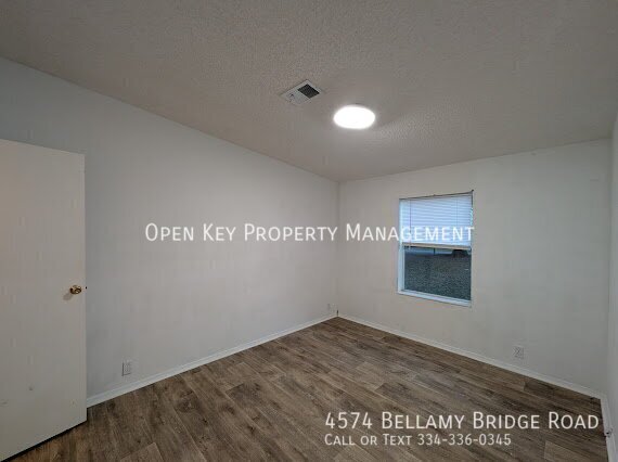 Spacious 4 bedroom, 2 bath mobile home for rent in Marianna, FL - includes lawncare, pets welcome, large back deck and open floor plan - perfect for entertaining. Don't miss out on this rental! property image