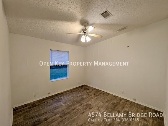 Spacious 4 bedroom, 2 bath mobile home for rent in Marianna, FL - includes lawncare, pets welcome, large back deck and open floor plan - perfect for entertaining. Don't miss out on this rental! property image