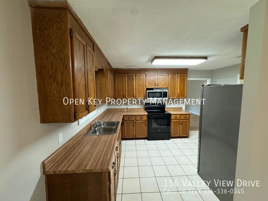 For rent - 3 bedroom, 2 bath home in Enterprise, AL - pets welcome, appliances included, large backyard - close to Fort Rucker! property image