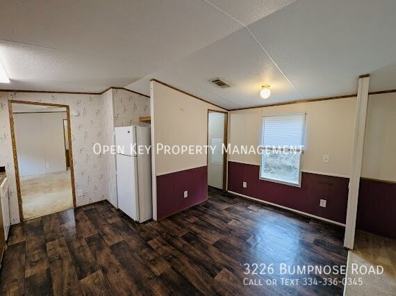 2 bedroom, 2 bath Mobile Home for rent in Marianna, FL. Open floor plan, large front yard and deck, perfect space for entertaining. Appliances included. Pets welcome. Check out this rental today! property image