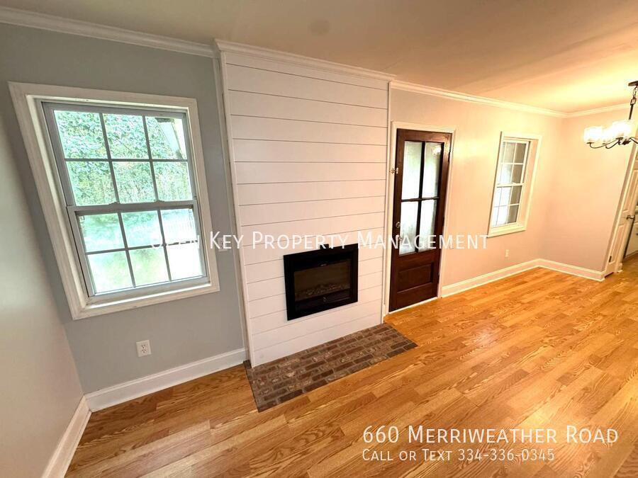 3 bedroom, 2 bath rental in Enterprise, close to Ft. Rucker - stainless steel appliances, shiplap fireplace, enclosed back porch, fenced in backyard. This charming home is move in ready! property image