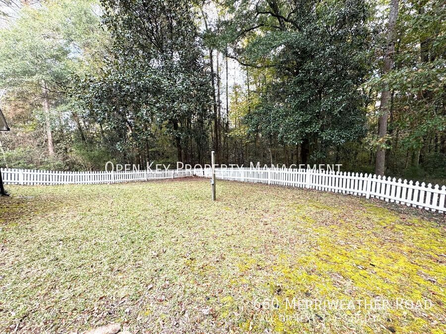 3 bedroom, 2 bath rental in Enterprise, close to Ft. Rucker - stainless steel appliances, shiplap fireplace, enclosed back porch, fenced in backyard. This charming home is move in ready! property image