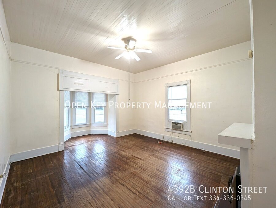 2 bedroom, 1.5 bath duplex in Marianna, FL - features hardwood flooring, tall ceilings, fireplace, animals are welcome and appliances are included. A beautiful rental with lots of character! property image