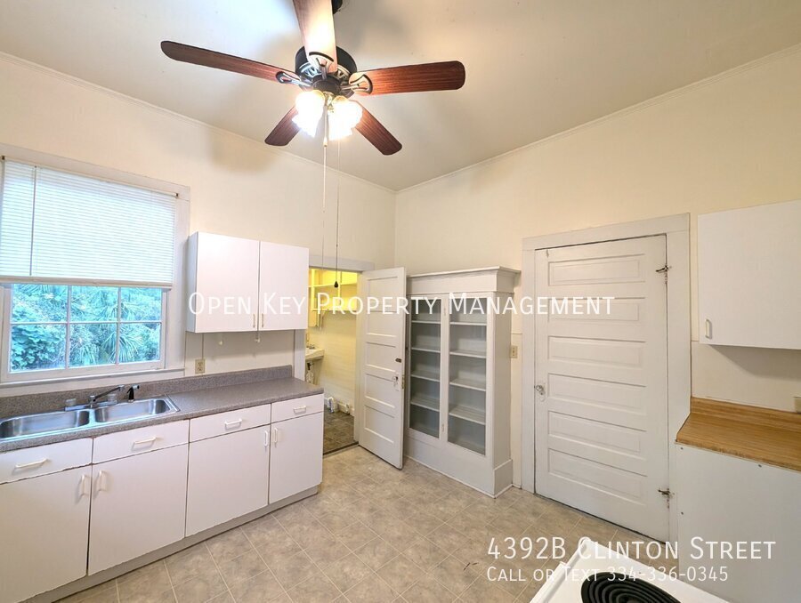 2 bedroom, 1.5 bath duplex in Marianna, FL - features hardwood flooring, tall ceilings, fireplace, animals are welcome and appliances are included. A beautiful rental with lots of character! property image