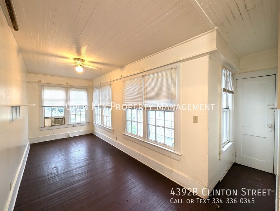 2 bedroom, 1.5 bath duplex in Marianna, FL - features hardwood flooring, tall ceilings, fireplace, animals are welcome and appliances are included. A beautiful rental with lots of character! property image