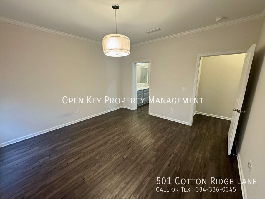 Beautiful 3 bedroom, 2 bath rental in Hidden Lake East. Prime location near ACOM. Open floor plan, appliances included, fenced in backyard, pond and playground nearby - don't miss out on this rental! property image