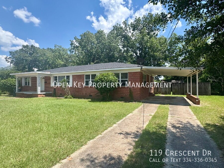 Discover comfort and convenience in this charming 3-bedroom, 2-bathroom home, ideally located near downtown Enterprise and just minutes from Fort Rucker. Pets are welcome! property image