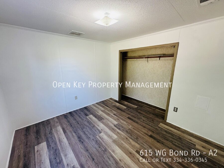 Recently updated 1 bedroom, 1 bath mobile home for rent in Dothan, AL. Appliances, lawncare, and water are all included in rent - move in ready! property image