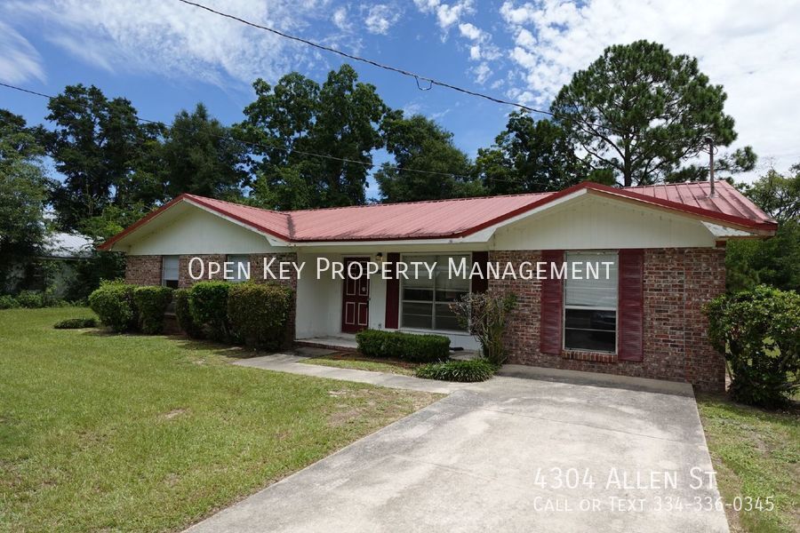 Beautiful 3 bedroom, 1.5 bath rental in Greenwood, FL. This home includes appliances, a large backyard with storage, pets are welcome...this is move in ready! property image