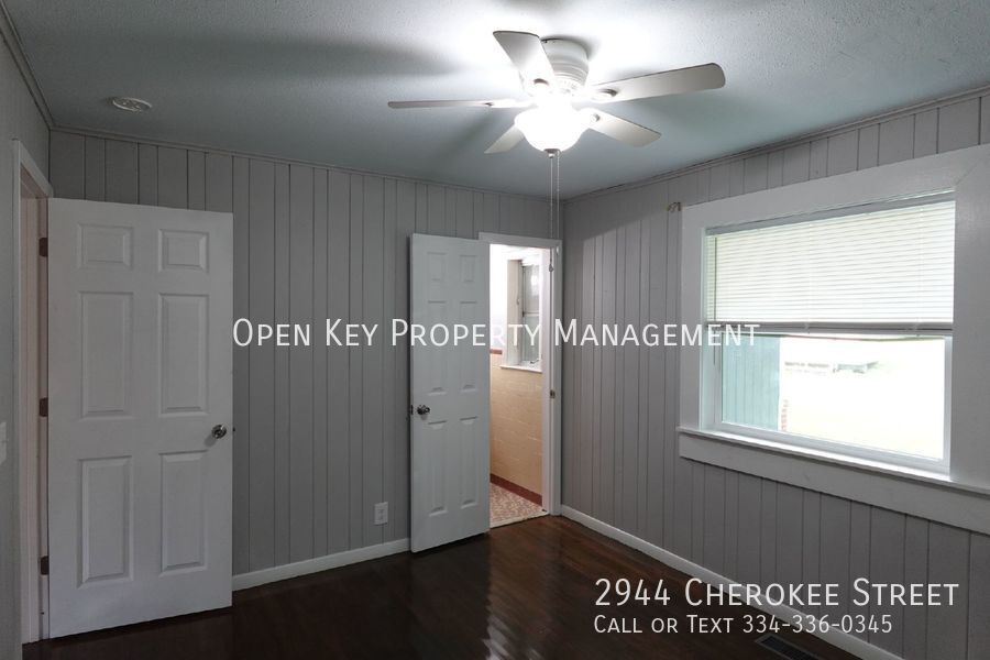 Spacious 4 bedroom, 2 bath home for rent in Marianna, FL. This pet friendly property offers two living rooms, perfect for entertaining. Additional storage in backyard included. Check out this rental! property image