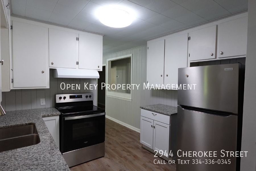 Spacious 4 bedroom, 2 bath home for rent in Marianna, FL. This pet friendly property offers two living rooms, perfect for entertaining. Additional storage in backyard included. Check out this rental! property image