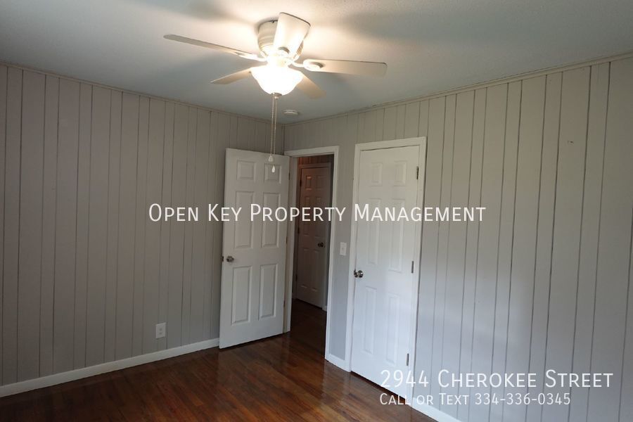 Spacious 4 bedroom, 2 bath home for rent in Marianna, FL. This pet friendly property offers two living rooms, perfect for entertaining. Additional storage in backyard included. Check out this rental! property image