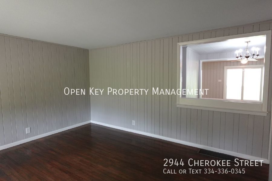 Spacious 4 bedroom, 2 bath home for rent in Marianna, FL. This pet friendly property offers two living rooms, perfect for entertaining. Additional storage in backyard included. Check out this rental! property image