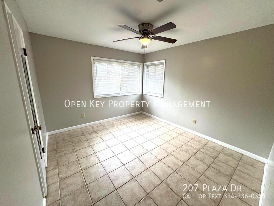 3BR/1BA home in Daleville, AL near Ft. Rucker. Large living room, fenced in yard, and pets allowed. Convenient location! property image