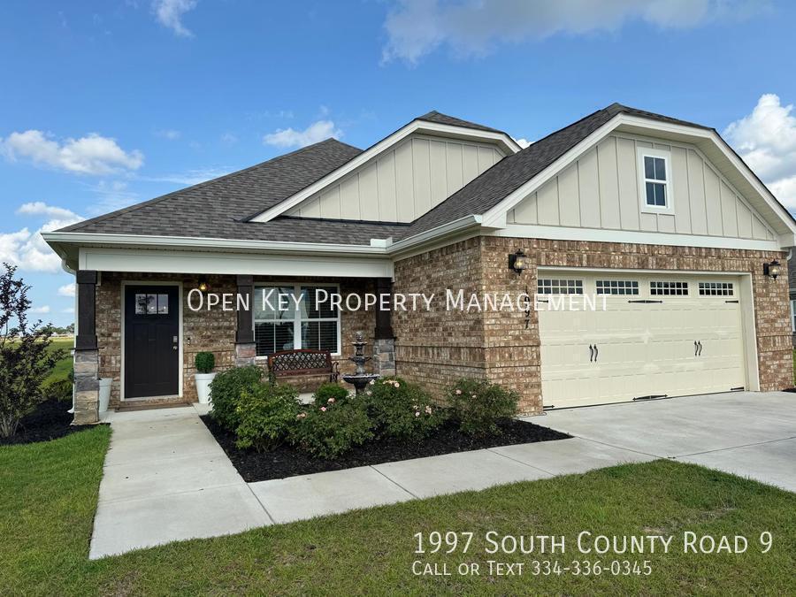 Spacious and inviting, this 4-bedroom, 2-bath brick home offers comfort and convenience with easy access to Ft. Rucker and Dothan. This charming home is a must see! property image