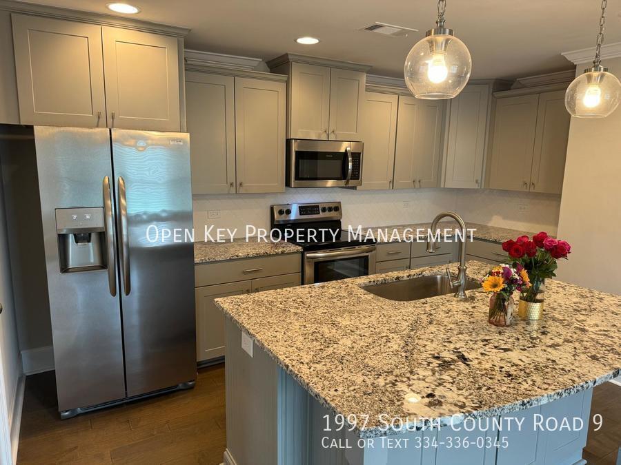 Spacious and inviting, this 4-bedroom, 2-bath brick home offers comfort and convenience with easy access to Ft. Rucker and Dothan. This charming home is a must see! property image