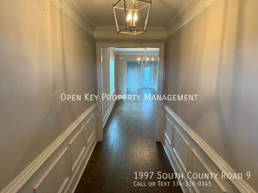 Spacious and inviting, this 4-bedroom, 2-bath brick home offers comfort and convenience with easy access to Ft. Rucker and Dothan. This charming home is a must see! property image