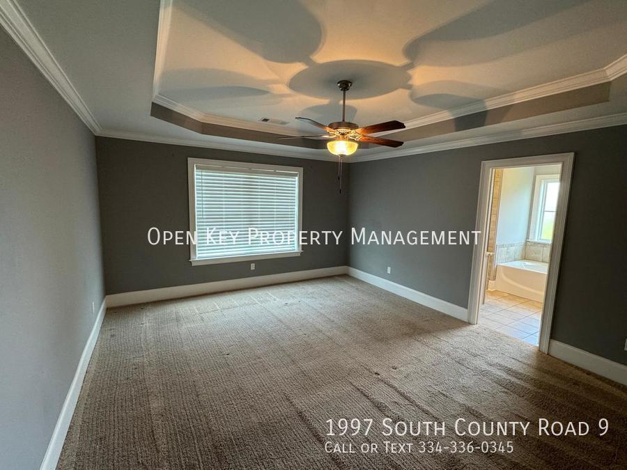 Spacious and inviting, this 4-bedroom, 2-bath brick home offers comfort and convenience with easy access to Ft. Rucker and Dothan. This charming home is a must see! property image