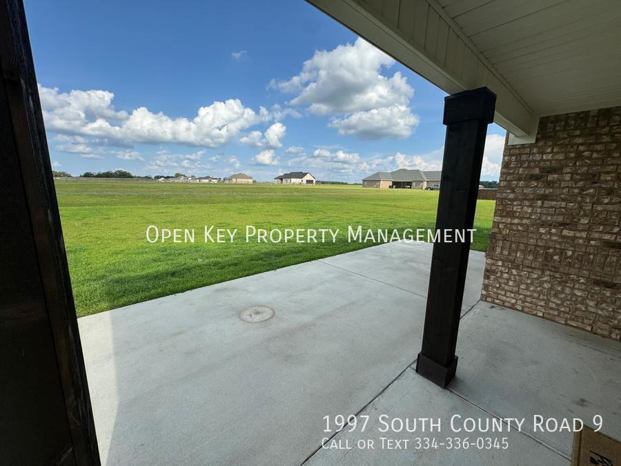 Spacious and inviting, this 4-bedroom, 2-bath brick home offers comfort and convenience with easy access to Ft. Rucker and Dothan. This charming home is a must see! property image