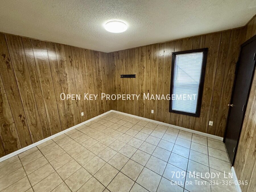 Section 8 approved 2 bedroom, 1 bath rental in Dothan, AL. Appliances are included! Check out this rental today property image