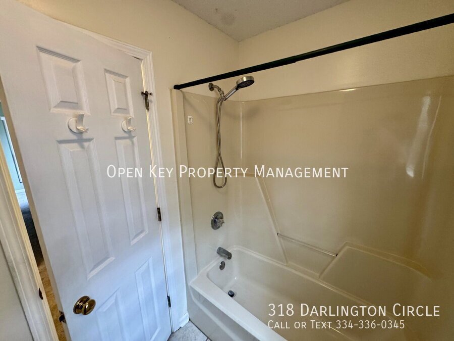 Check out this beautiful 3BR/2BA home for rent in Dothan, Alabama, near ACOM, shopping, and restaurants. It has a large fenced in yard and small covered patio, perfect for entertaining. property image