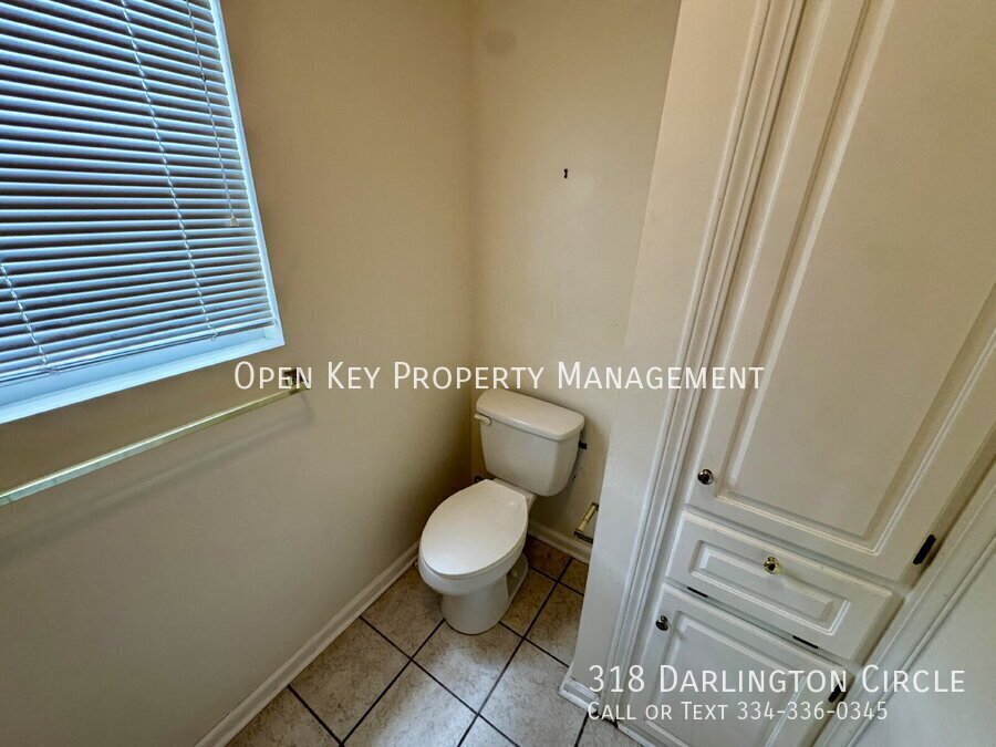 Check out this beautiful 3BR/2BA home for rent in Dothan, Alabama, near ACOM, shopping, and restaurants. It has a large fenced in yard and small covered patio, perfect for entertaining. property image