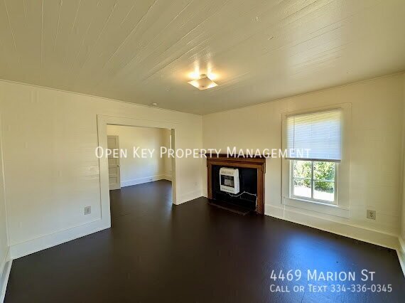 Spacious 2 bedroom, 1 bath home for rent in Marianna, FL. Appliances are included, large backyard and pets welcome - check out this rental today! property image