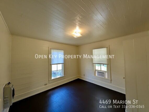 Spacious 2 bedroom, 1 bath home for rent in Marianna, FL. Appliances are included, large backyard and pets welcome - check out this rental today! property image