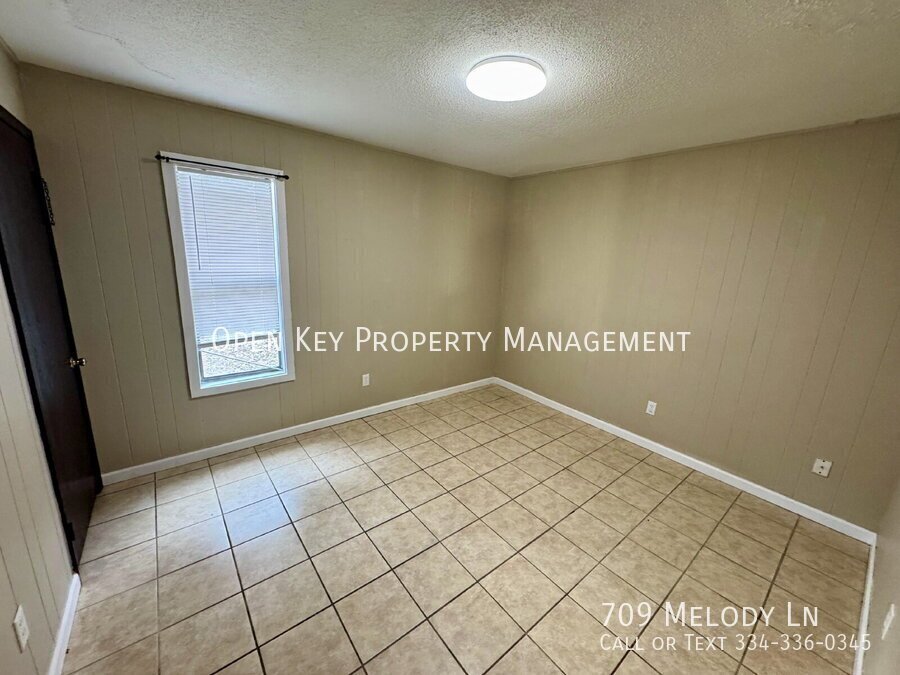 Section 8 approved 2 bedroom, 1 bath rental in Dothan, AL. Appliances & washer and dryer are included! Check out this rental today property image