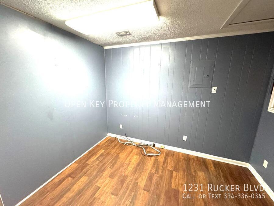 Professional office space for lease in Enterprise, AL - easy access for clients and employees, with ample parking and close proximity to shopping & dining options. property image