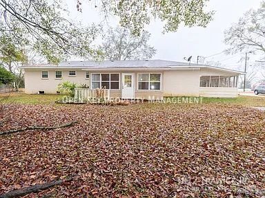 Beautiful 3BR/2BA home for rent in Dothan, AL. Sits of a spacious half-acre lot with den, fireplace, and sunroom. property image