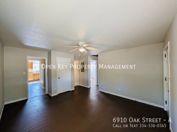 Charming 2-bedroom, 1-bath duplex in Grand Ridge, FL. that offers a spacious living room and kitchen with plenty of space for entertaining. Don't miss out on this duplex - schedule a showing today! property image